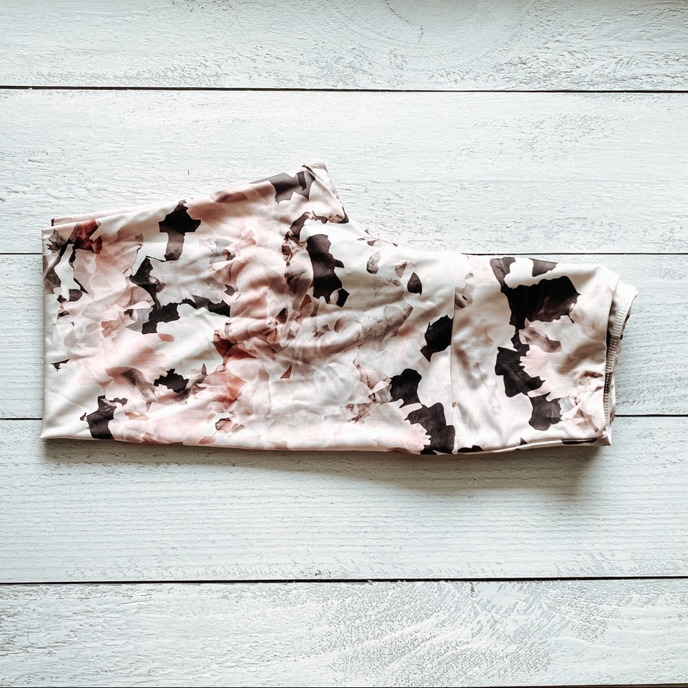 Onzie high basic midi legging- floral